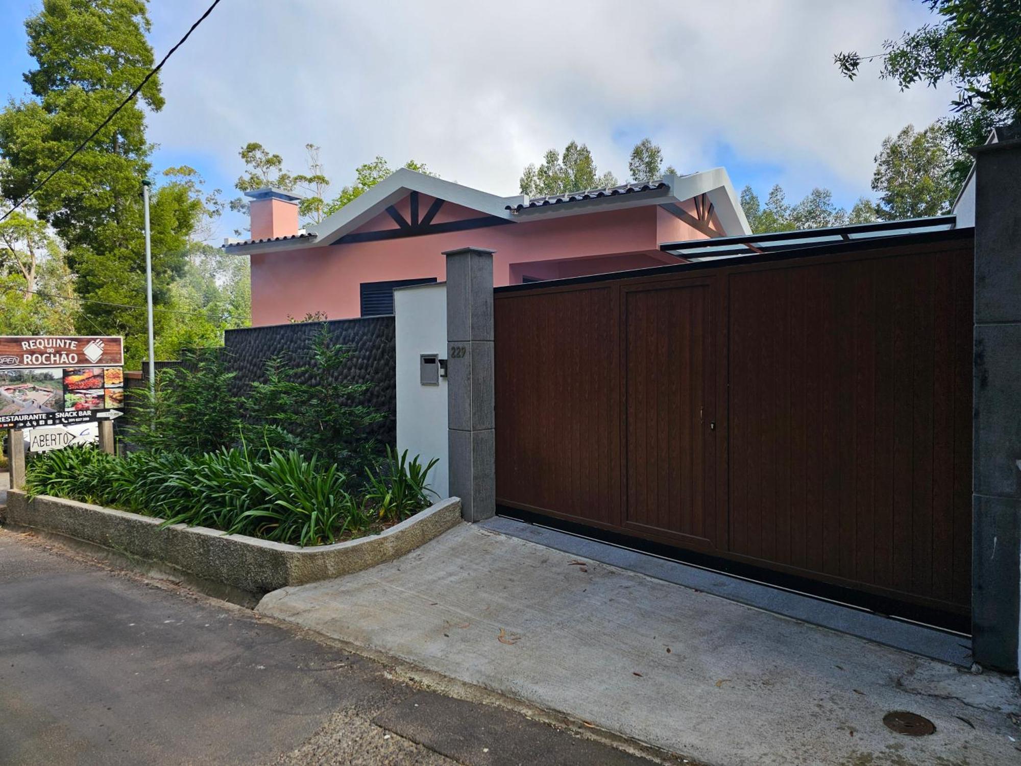 Casa Requinte - Jacuzzi Vila Arco da Calheta  Exterior foto