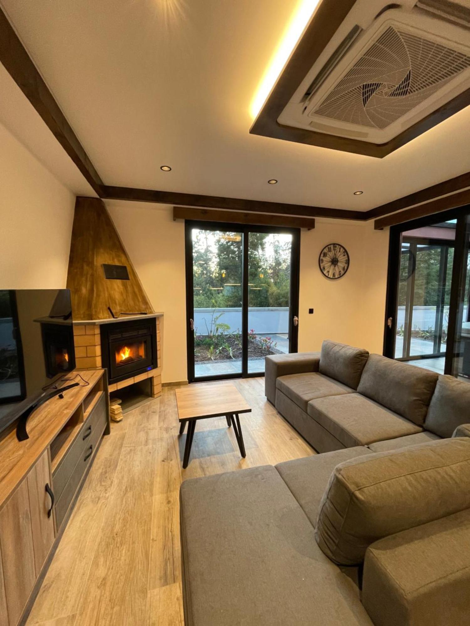Casa Requinte - Jacuzzi Vila Arco da Calheta  Exterior foto